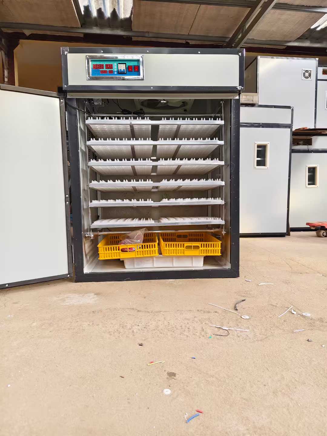 Incubadora Automática de Ovos  - Poultry Incubator avaliação e preço